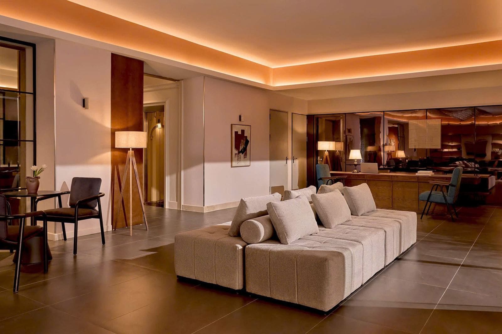 M Village Hotel Thợ Nhuộm